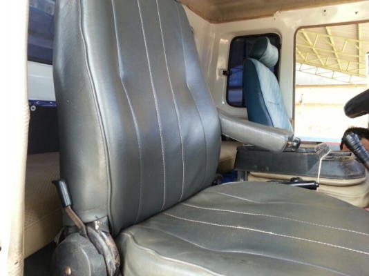 รถฮีโน่ 10 ล้อดั้ม KT - 725.  167 แรงม้า.  สนใจติดต่อ 081 - 6079515