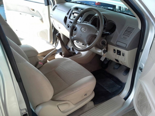 TOYOTA VIGO CAB 3.0 G ปี2005