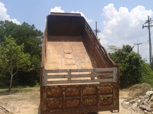 10ล้อดั้มพ์2เพลา ISUZU Rocky FVZ 195 แรงม้า รถสภาพสวยเดิมๆ  คัทซีสวย พร้อมใช้งาน ราคาคุยได้ 087-2976734