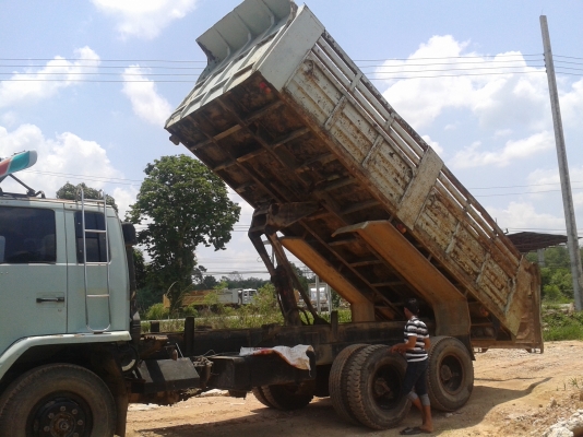 10ล้อดั้มพ์2เพลา ISUZU Rocky FVZ 195 แรงม้า รถสภาพสวยเดิมๆ  คัทซีสวย พร้อมใช้งาน ราคาคุยได้ 087-2976734