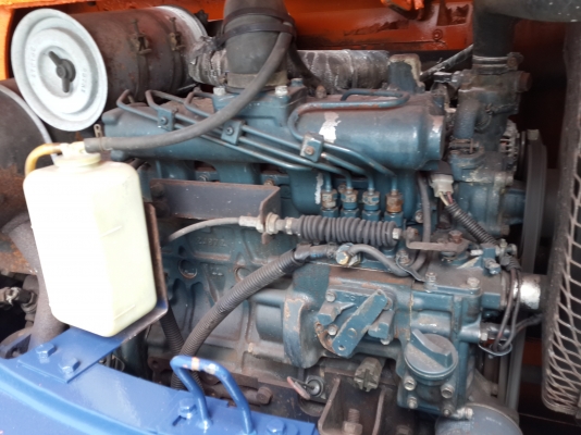 รถขุด HITACHI รุ่น EX40-2- แทร็กเหล็ก หัวเก๋ง มือสองญี่ปุ่น