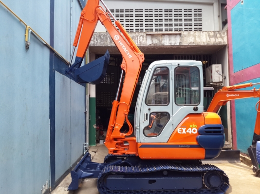 รถขุด HITACHI รุ่น EX40-2- แทร็กเหล็ก หัวเก๋ง มือสองญี่ปุ่น