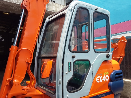 รถขุด HITACHI รุ่น EX40-2- แทร็กเหล็ก หัวเก๋ง มือสองญี่ปุ่น