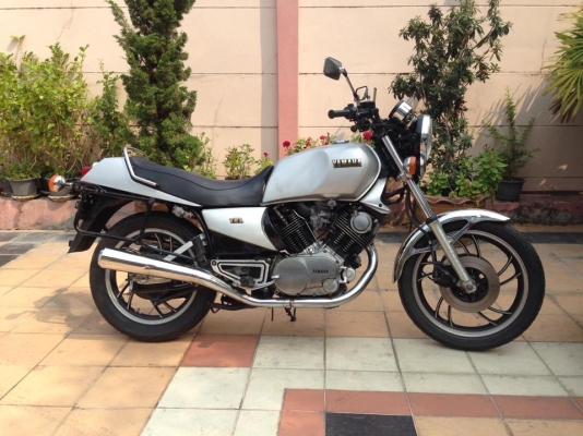 yamaha tr1 หรือ xv1000 ตัวโซ่ครับ
