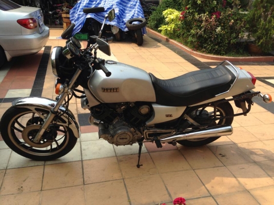 yamaha tr1 หรือ xv1000 ตัวโซ่ครับ
