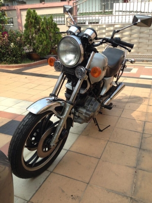 yamaha tr1 หรือ xv1000 ตัวโซ่ครับ
