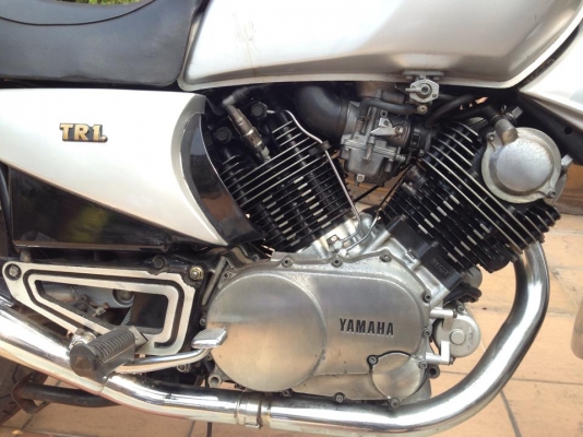 yamaha tr1 หรือ xv1000 ตัวโซ่ครับ