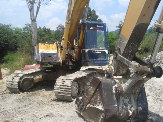 KOMATSU PC200-3 รถใช้งานอยู่ คอลโทลสั้น เครื่องดี เครื่องเดิม ปั๊มแรง รถสวย ราคาคุยได้ 087-2976734