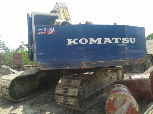 KOMATSU PC200-3 รถใช้งานอยู่ คอลโทลสั้น เครื่องดี เครื่องเดิม ปั๊มแรง รถสวย ราคาคุยได้ 087-2976734