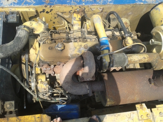 KOMATSU PC200-3 รถใช้งานอยู่ คอลโทลสั้น เครื่องดี เครื่องเดิม ปั๊มแรง รถสวย ราคาคุยได้ 087-2976734