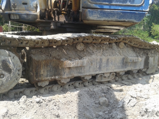 KOMATSU PC200-3 รถใช้งานอยู่ คอลโทลสั้น เครื่องดี เครื่องเดิม ปั๊มแรง รถสวย ราคาคุยได้ 087-2976734