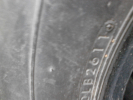 195R15C BRIDGESTONE RD-613 STEEL   มี 2 เส้น TEL.081-427-3941