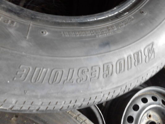 195R15C BRIDGESTONE RD-613 STEEL   มี 2 เส้น TEL.081-427-3941