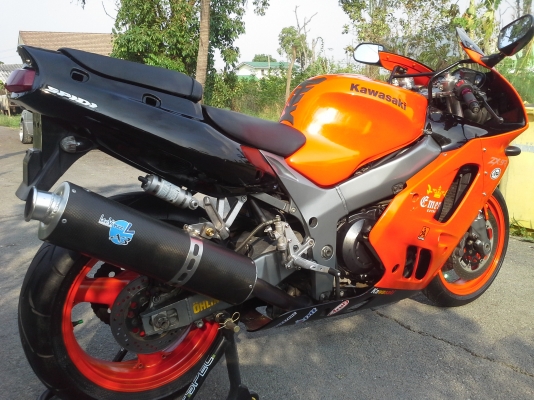 จัดมา Kawasaki ZX9.R900cc.ปี98-99 สีส้มจี๊ด ของแต่งเต็มลำ ท่อไทเทเนี่ยม