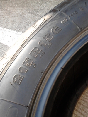 215R15C MICHELIN XCD มี 2 เส้น TEL.081-427-3941 215R15C MICHELIN XCD มี 2 เส้น TEL.081-427-3941