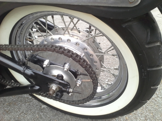 ขายVulcan 400 สภาพพร้อมใช้ตามรูปเลยครับ ยางหลังขอบขาวเครื่องดี