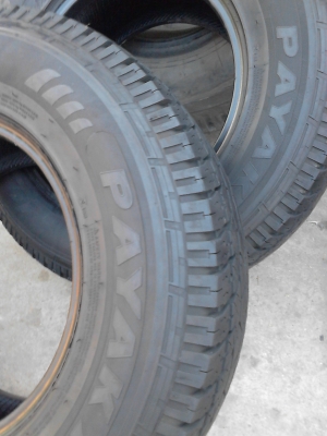 235/75R15 DEESTONE PAYAK A/T  มี 2 เส้น TEL.081-427-3941