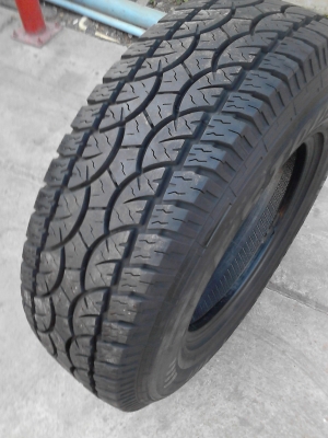 235/75R15 DEESTONE PAYAK A/T  มี 2 เส้น TEL.081-427-3941
