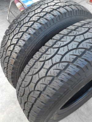 235/75R15 DEESTONE PAYAK A/T  มี 2 เส้น TEL.081-427-3941