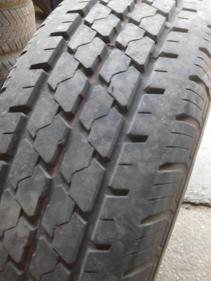 205R14C BRIDGESTONE LEO677  มี 1 เส้น  TEL.081-427-3941