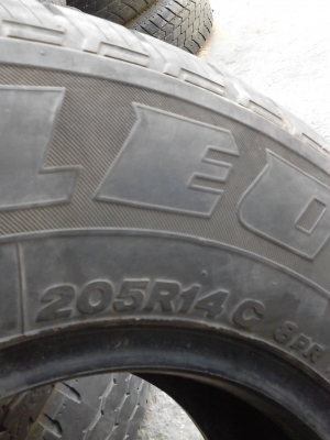 205R14C BRIDGESTONE LEO677  มี 1 เส้น  TEL.081-427-3941