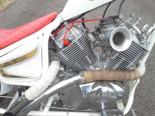 ลดราคาต้อนรับวันสงกรานต์รถยิงเฟรมสปิงเกอร์หน้ายาว เครื่องVirago 400cc.สภาพสวยครับ