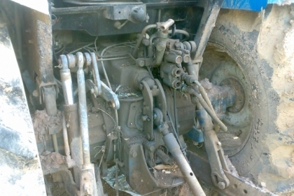 ขายรถไถฟอร์ด6640 สองเพลา ขายรถไถฟอร์ด6640 สองเพลา