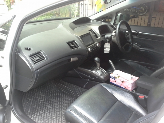 ขายรถมือสอง Civic สีขาว 1800cc