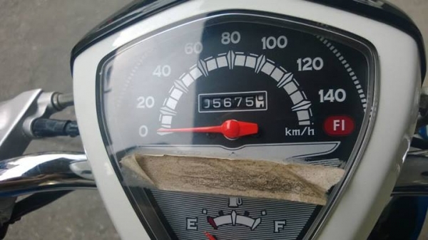 LET 2013 กุญแจแท้2 สมุดประกันครบ แบตใหม่ สภาพเอี่ยม ถูกๆต่อรองได้