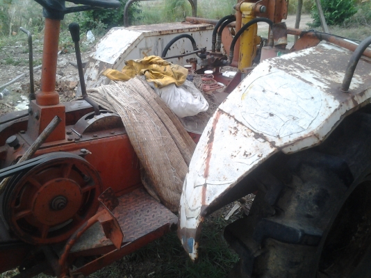 ขายตามสภาพ รถไถ 12 แรง ติดได้ปกติลดเหลือ22000บาท ขายตามสภาพ รถไถ 12 แรง ติดได้ปกติลดเหลือ22000บาท