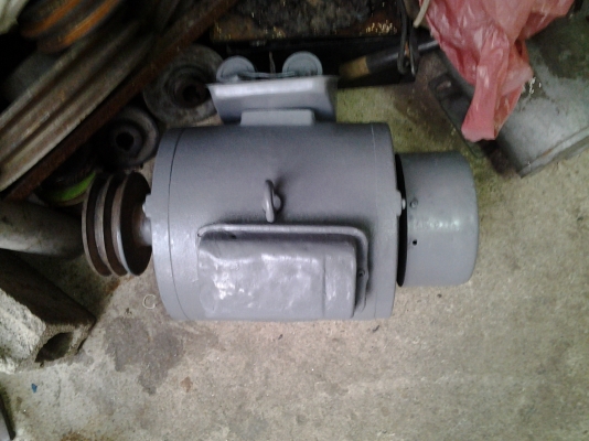 ขาย !! มอเตอร์ 3 hp. 220v. รอบ 1400 ยี่ห้อ ฮิตาชิ พร้อมใช้งาน