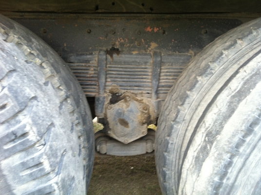 ขาย10ล้อหัวยาวเพลาเดียว เครื่อง 6BG1 พวงมาลัยเพาเวอร์ เบรคจิ๊ฟฟี่ ช่วงล่างใหญ่