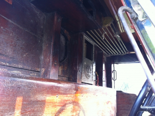 ขาย10ล้อหัวยาวเพลาเดียว เครื่อง 6BG1 พวงมาลัยเพาเวอร์ เบรคจิ๊ฟฟี่ ช่วงล่างใหญ่