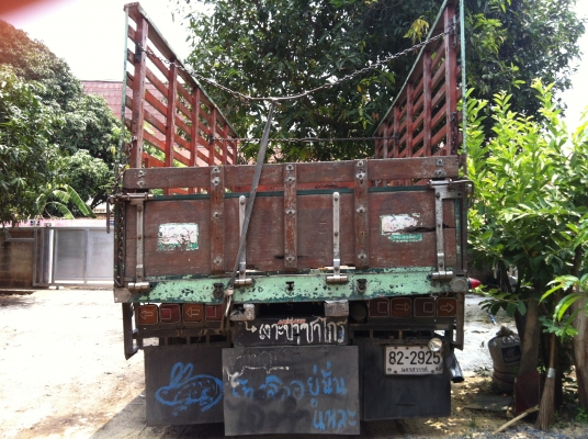 ขาย10ล้อหัวยาวเพลาเดียว เครื่อง 6BG1 พวงมาลัยเพาเวอร์ เบรคจิ๊ฟฟี่ ช่วงล่างใหญ่