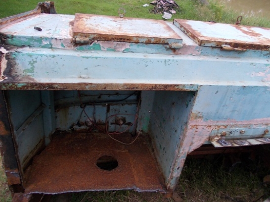 ขายช่วงล่าง 6 ล้อ พร้อมแผงหน้าตามรูป