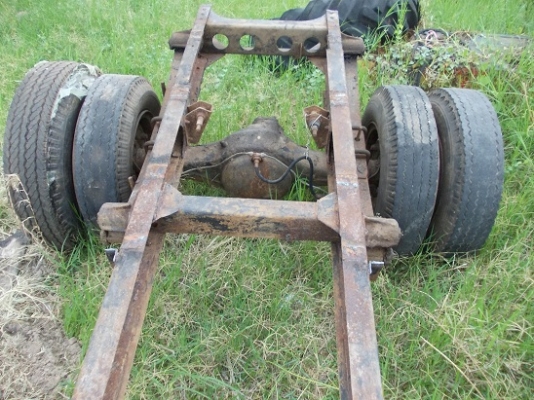 ขายช่วงล่าง 6 ล้อ พร้อมแผงหน้าตามรูป