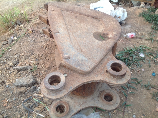 ขายบุ้งกี๊แบ็คโฮ