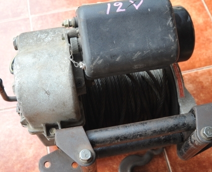 Aizen 12 โวลต์สลิงดีไม่มีตำนิพร้อมกับสายรีโมท 38000 บาทมาจากญี่ปุย