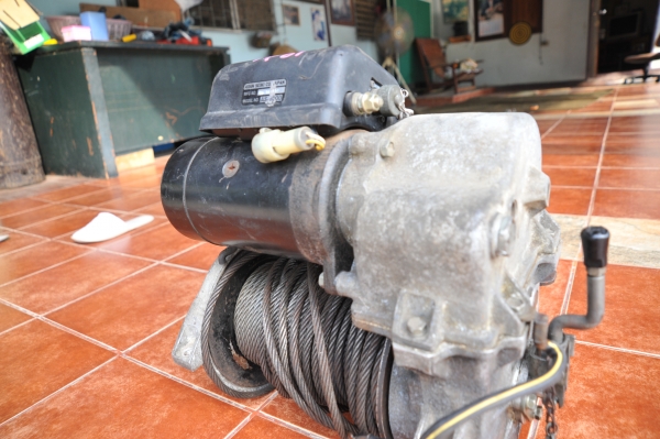 Aizen 12 โวลต์สลิงดีไม่มีตำนิพร้อมกับสายรีโมท 38000 บาทมาจากญี่ปุย