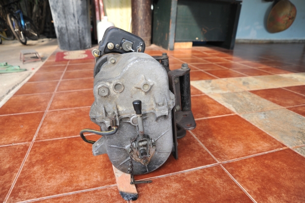 Aizen 12 โวลต์สลิงดีไม่มีตำนิพร้อมกับสายรีโมท 38000 บาทมาจากญี่ปุย