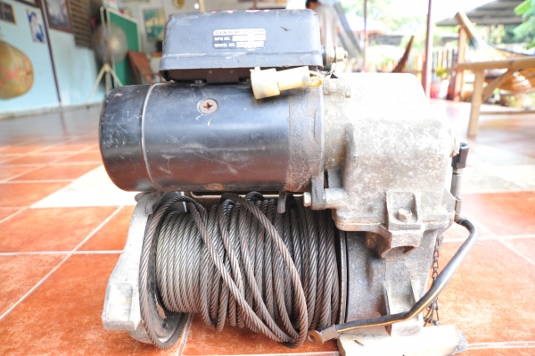 Aizen 12 โวลต์สลิงดีไม่มีตำนิพร้อมกับสายรีโมท 38000 บาทมาจากญี่ปุย