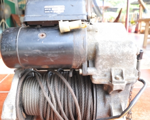 Aizen 12 โวลต์สลิงดีไม่มีตำนิพร้อมกับสายรีโมท 38000 บาทมาจากญี่ปุย