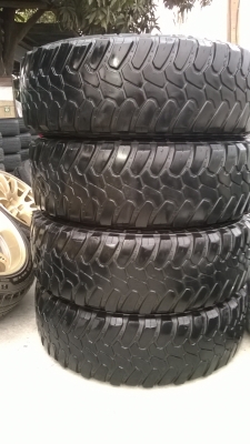 ขายยาง 285 75 16ชุดละ8500