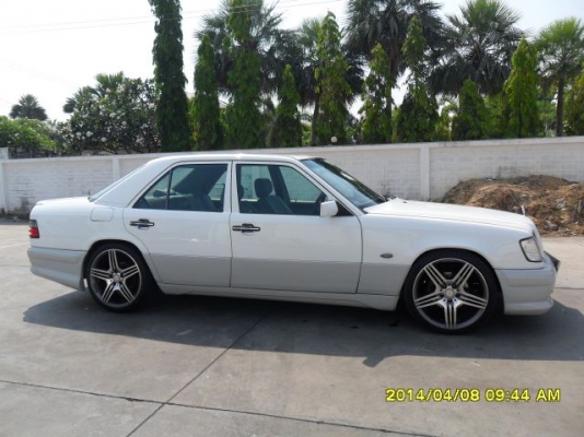 ขายรถ Benz W124 E200 code c ปี96 เครื่องเดิม2.0 แก๊ส LPG ระบบหัวฉีด ลายไม้ทั้งคัน ABS/AIRBAG  ชุดแต่ง Wald แม็ก AMG ขอบ 19" ยางใหม่ รถสวย พร้อมใช้ครับ