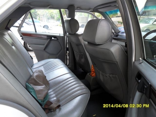 ขายรถ Benz W124 E200 code c ปี96 เครื่องเดิม2.0 แก๊ส LPG ระบบหัวฉีด ลายไม้ทั้งคัน ABS/AIRBAG  ชุดแต่ง Wald แม็ก AMG ขอบ 19" ยางใหม่ รถสวย พร้อมใช้ครับ