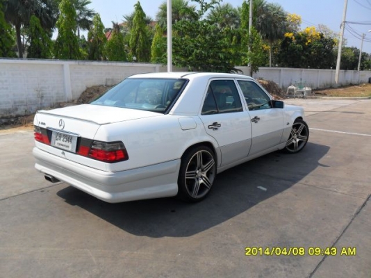 ขายรถ Benz W124 E200 code c ปี96 เครื่องเดิม2.0 แก๊ส LPG ระบบหัวฉีด ลายไม้ทั้งคัน ABS/AIRBAG  ชุดแต่ง Wald แม็ก AMG ขอบ 19" ยางใหม่ รถสวย พร้อมใช้ครับ