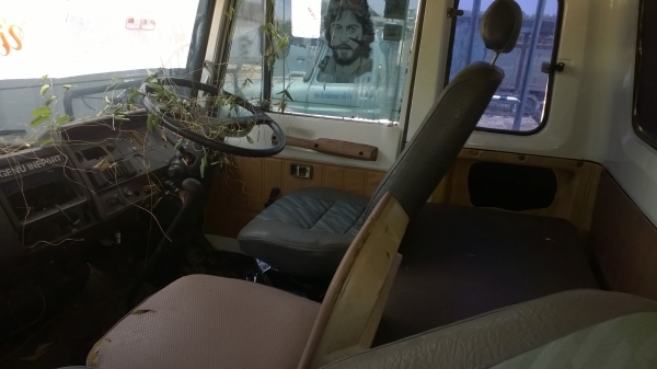 HINO 220แรง2เพลา รถดีแค่จอดไว้ ช่วงล่างใหญ่NISSAN เครื่องEM100 เครื่องสวย คัสซีสวย รถแค่จอดไว้...