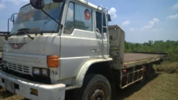 HINO 220แรง2เพลา รถดีแค่จอดไว้ ช่วงล่างใหญ่NISSAN เครื่องEM100 เครื่องสวย คัสซีสวย รถแค่จอดไว้...