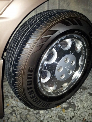 ขายยาง 205/70/15 บิสโตนดูราวิช ปี13 วิ่งไม่เกิน5000โล