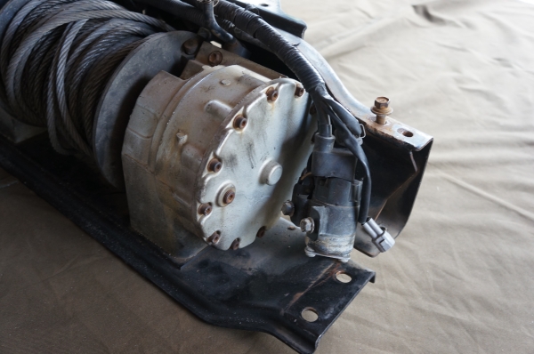 Aizen นอน vx 80 12  โวลต์ขาย29000 พร้อมสายรีโมท